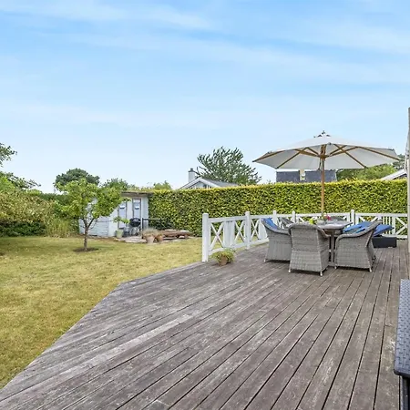 Elviira - 200m From The Sea By Interhome 펜션 Bøtø By