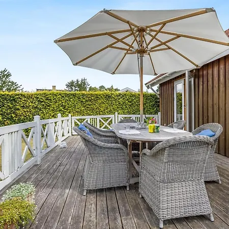 Elviira - 200m From The Sea By Interhome *